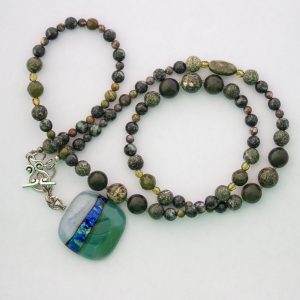 Turquoise green pendant and necklace with clasp