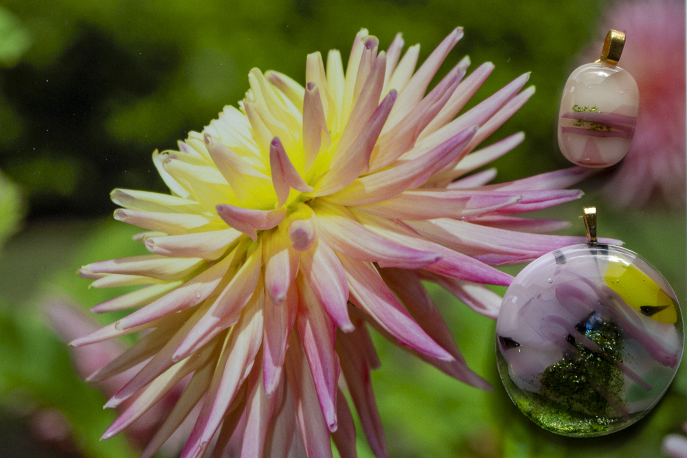 Green dichroic glass with pink pendants